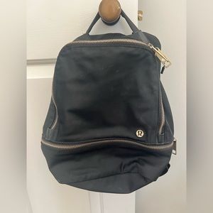 Lululemon backpack great condition. Perfect for travel